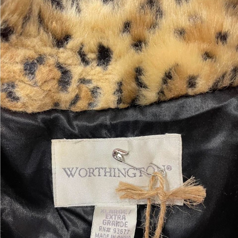 Leopard Fur Jacket - image 4